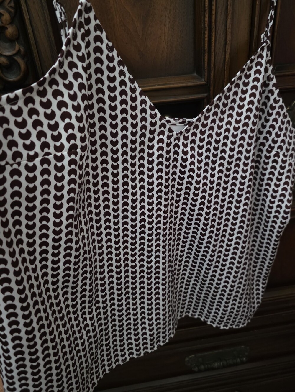 XL Cami Blouse, V-neckline, Casual Or Dress Up, Layer Friendly.